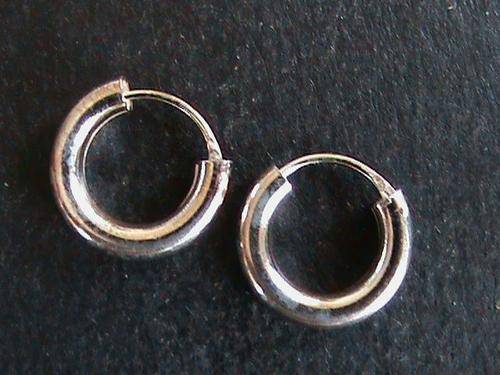 SOLID QUALITY STERLING SILVER SLEEPER EARRINGS....