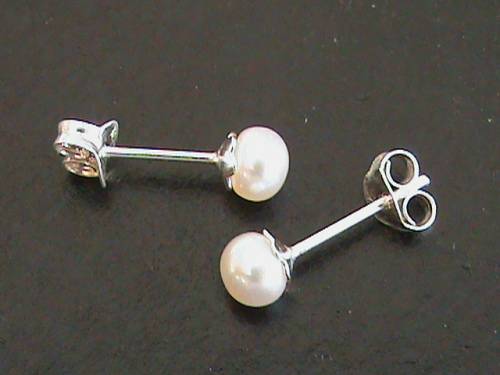 CREAMY WHITE FRESHWATER PEARL STUDS IN SOLID STERLING SILVER.  5 MM ROUND