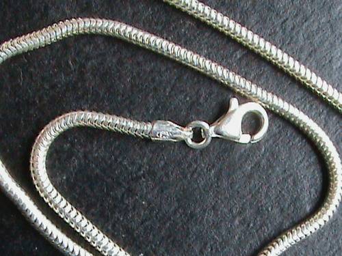 40CM LONG SOLID STERLING SILVER SNAKE CHAIN.  2.5 MM THICK !!