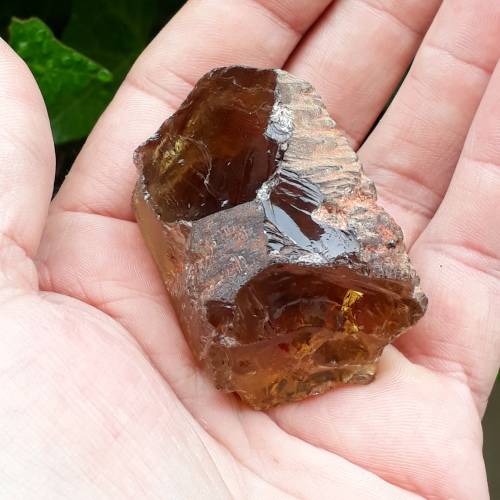 LARGE GEM CITRINE ROUGH FOR FACETING.  90 GRAMS /450 CTS.   PERFECT FOR TWO LARGE CLEAN STONES.