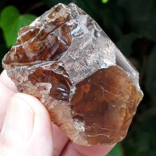 LARGE GEM CITRINE ROUGH FOR FACETING.  90 GRAMS /450 CTS.   PERFECT FOR TWO LARGE CLEAN STONES.