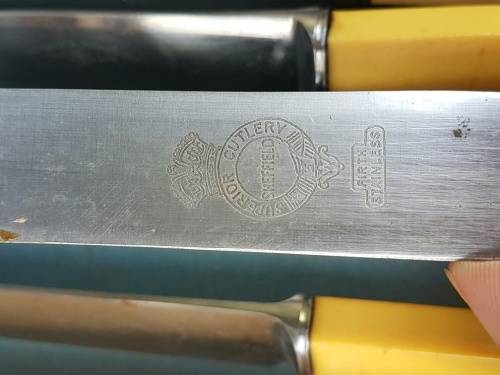 26 Bone Handle Knives Joseph Rodgers&Son and Southern &Richardson Sheffield