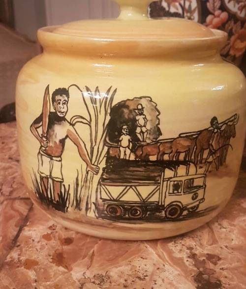 Large Unitrans/Illovo Sugar Memorabilia Cookie Jar Denza Malawi Pottery