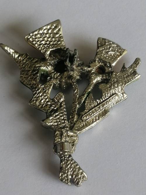 Hollywood Thistle Brooch with Rhinestones