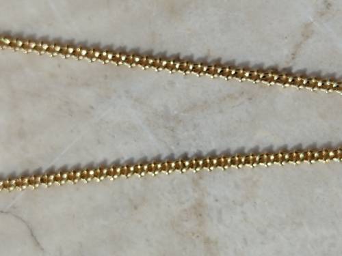 Gorgeous 9CT Gold Necklace and 9CT Gold Bee Pendant with Seed pearls and Garnet