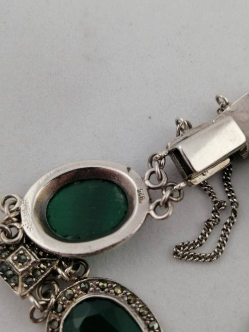 Gorgeous Silver, Marcasite and Green Agate Bracelet
