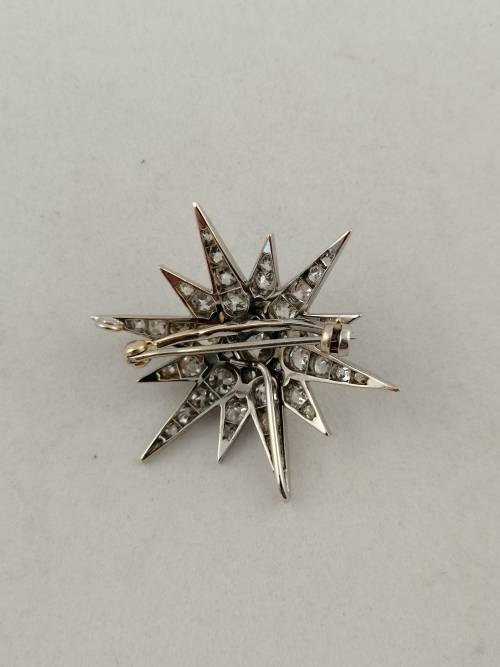 A Spectacular Antique 9ct White Gold  and Diamond Adjustable Brooch/Pendant