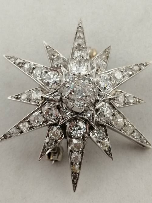 A Spectacular Antique 9ct White Gold  and Diamond Adjustable Brooch/Pendant