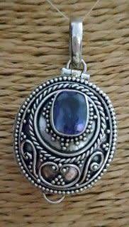 LOCKET WITH GEMSTONE IMPORTED AND HANDMADE IN BALI