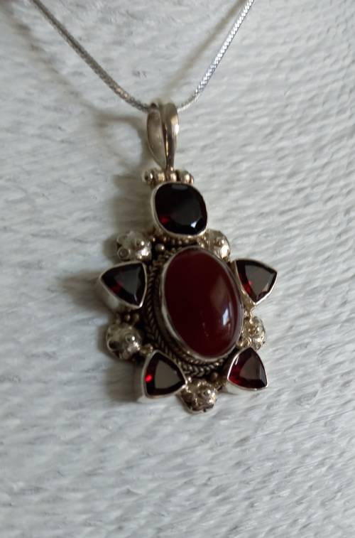 925 STERLING SILVER HANDMADE PENDANT