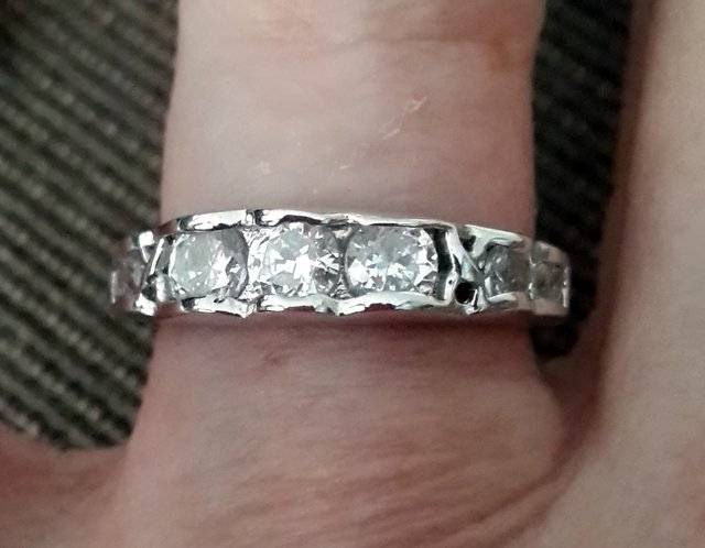 925 STERLING SILVER ETERNITY RING