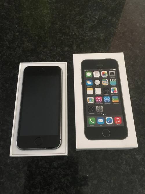 iPhone 5s Space Grey 16GB 100% working with original box