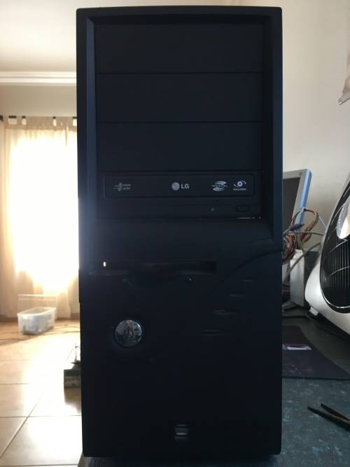 Pentium Dual-Core 2.7Ghz 2GB Ram 80GB HDD