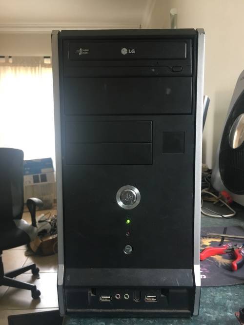 Pentium D 3Ghz 4GB *RARE* DDR3 160GB HDD