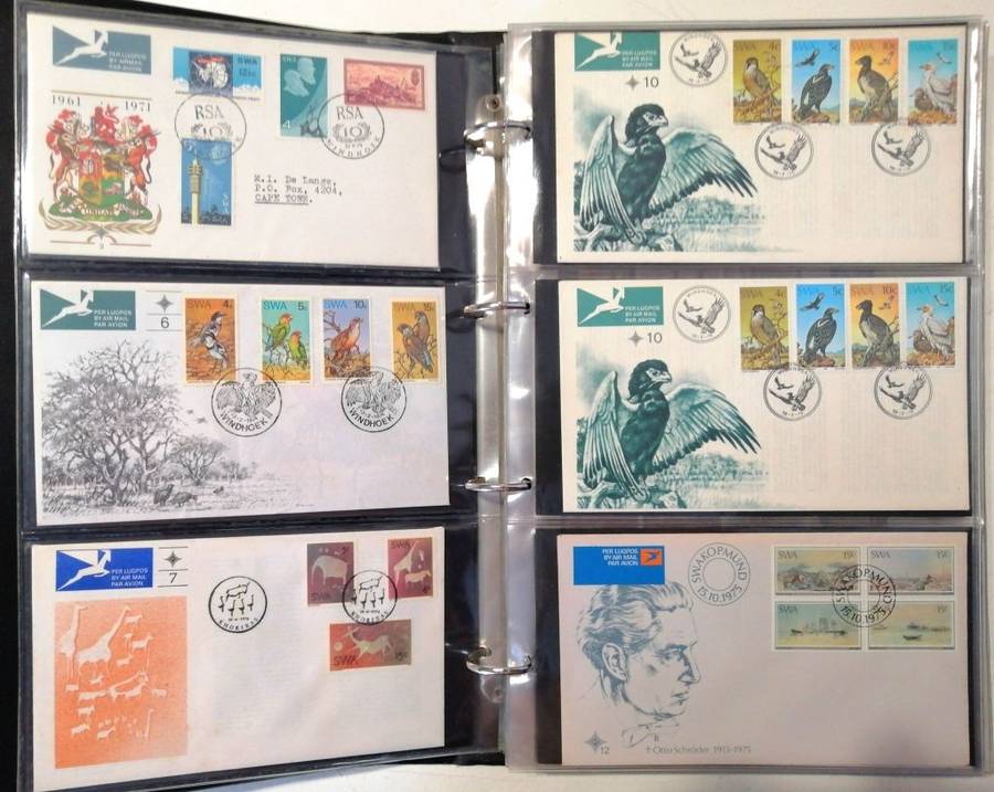 S.W.A. 82 x fresh covers in nice 3 leaf album