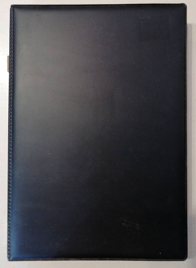 S.W.A. 82 x fresh covers in nice 3 leaf album