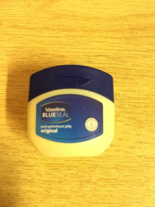 Checkers Little Shop 1 - Vaseline Blueseal