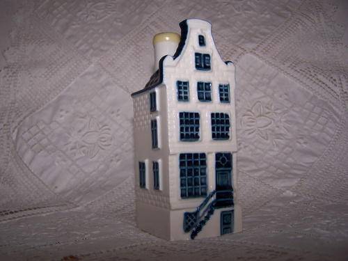 KLM Blue Delft's House No. 78, Sealed