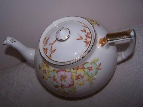 Tea Pot, Hand Coloured Vintage Bone China Tea Pot Made by Bell China,  England.