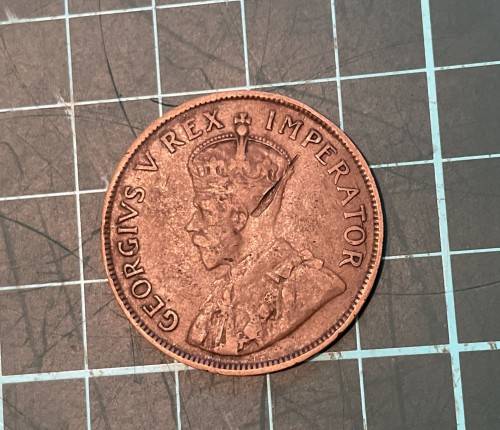 Nice 1932 SA 1 penny coin - Scratch on head