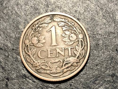 Nice 1922 Netherlands 1 cent coin