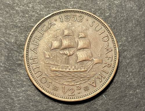 Nice 1952 SA Union 1/2 penny coin