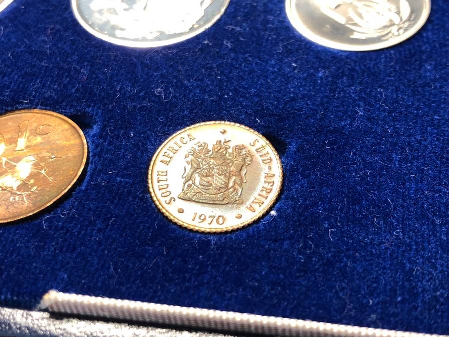 Scarce 1970 South African Short proof coin set - Complete in original blue box