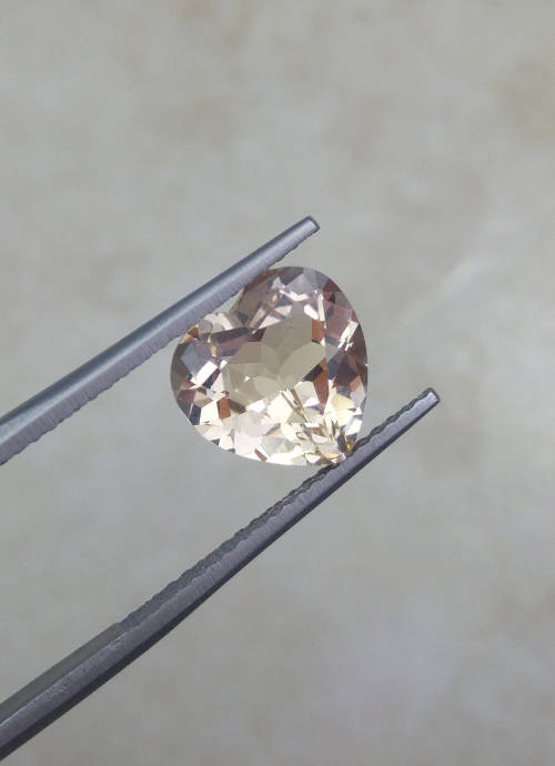 2.44ct Morganite - Heart Shape - Certified