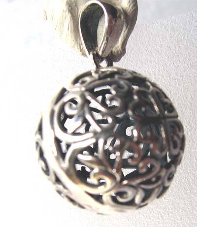 Lovely  Sterling Silver   -Pendant