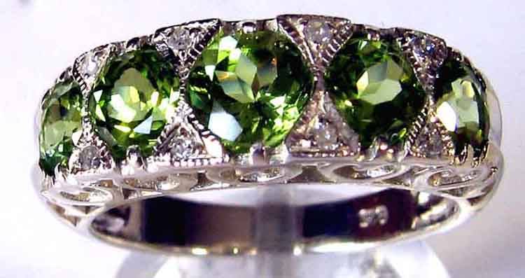 Magnificent Sterling Silver and Genuine Peridot & Diamonds Ring.
