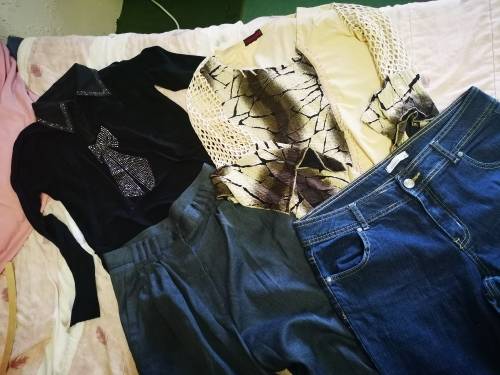 Nice lot of woman's clothes - size 10/12