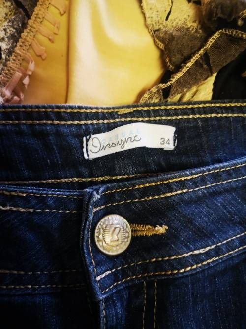 Nice lot of woman's clothes - size 10/12