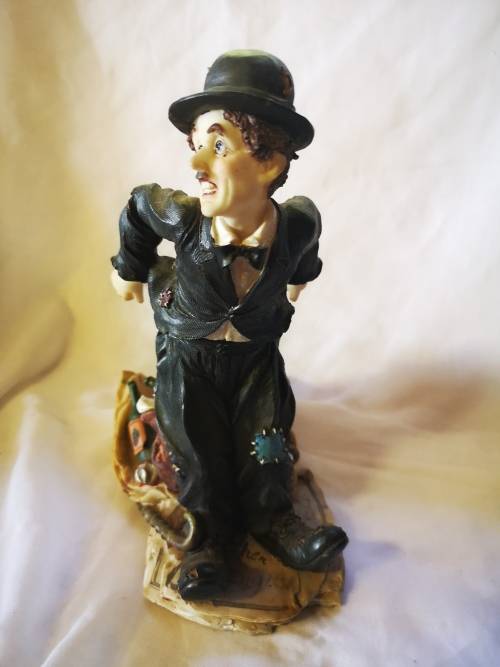 Gorgeous Charlie Chaplin figurine marked XCE 2700