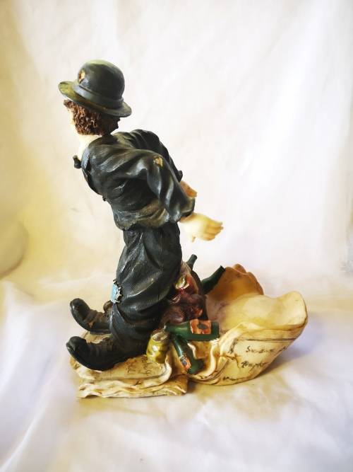 Gorgeous Charlie Chaplin figurine marked XCE 2700