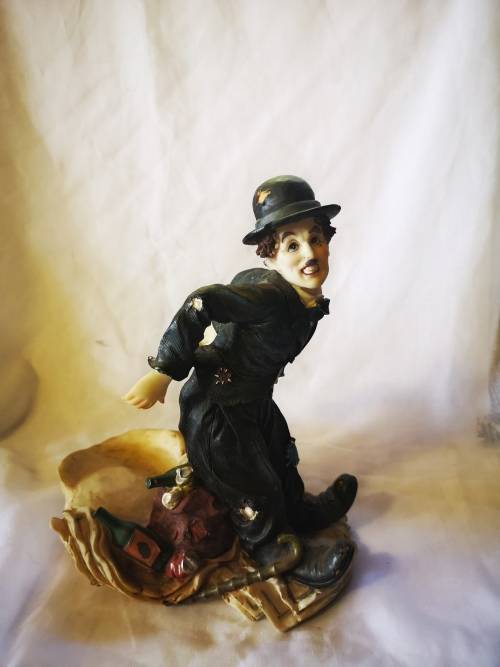 Gorgeous Charlie Chaplin figurine marked XCE 2700