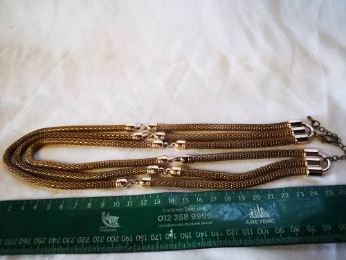 Beautiful gold tone necklace