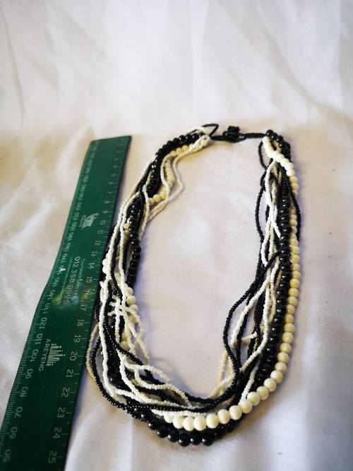 Stunning black and white beads necklace