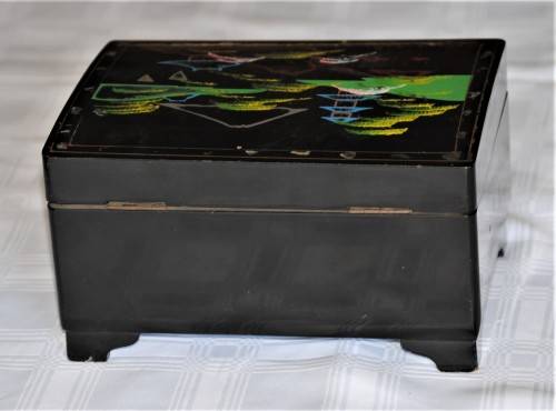 Vintage Lacquered Musical Jewellery Box