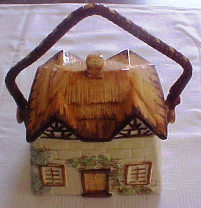 Keele porcelian Large Biscuit Barrel
