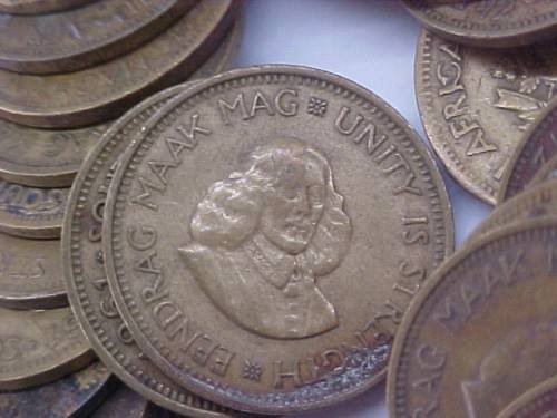 1961  Half Cent Coin x 40 ( One Bid For 40 Coins)