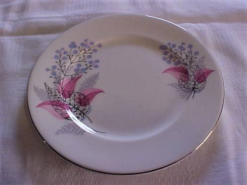 Royal Albert - ` Fancy Free Side Plates `
