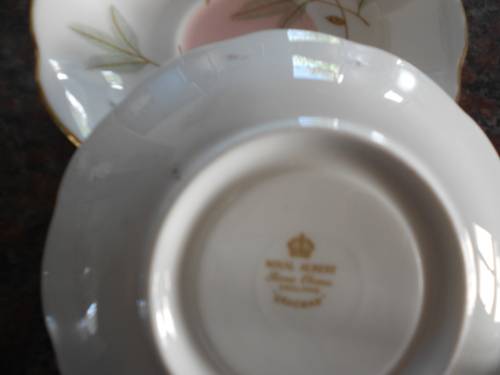 Royal Albert Braemar trio