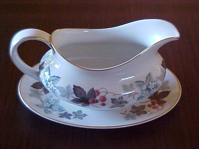 ROYAL DOULTON GRAVY BOAT & SAUCER  - CAMELOT