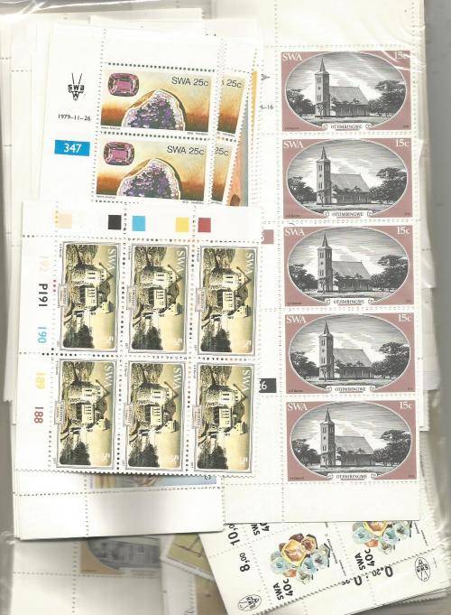 MIXED  SWA   UN MOUNTED MINT   LOT IN PKT,SOME DUPP.150 .GS