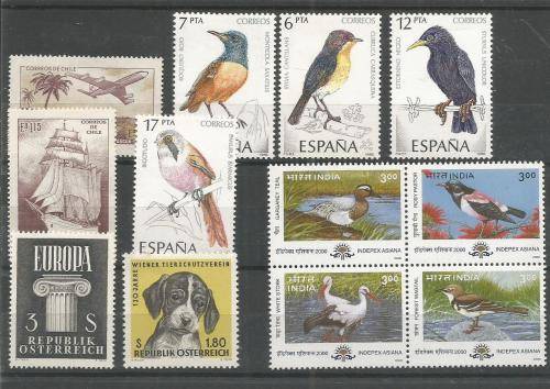 MIXED WORLD UN MOUNTED MINT SETS & PART SETS