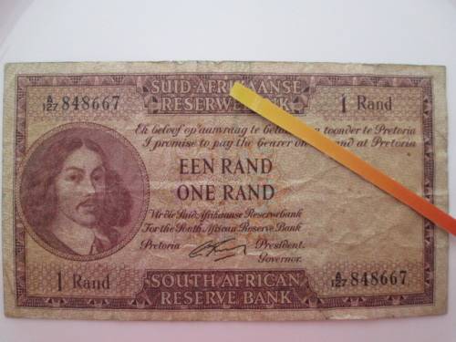 LOVELY BANK NOTE FIRST ISSUE BIT CREASED