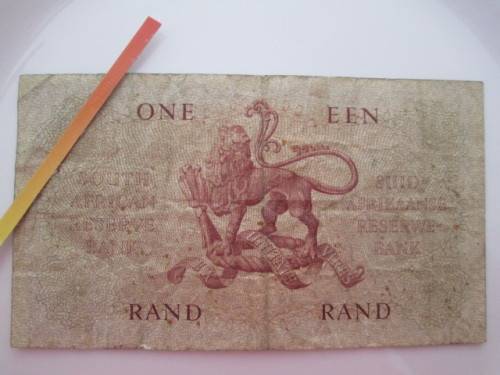 LOVELY BANK NOTE FIRST ISSUE BIT CREASED