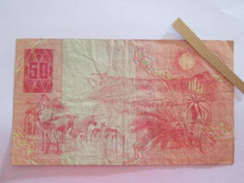 LOVELY SLIGHTLY BIT CREASED NOTE 50 RAND AS8574729E