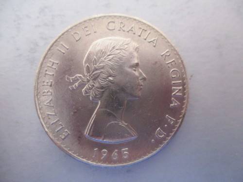 LOVELY DETAILED CROWN COMMEMORATING SIR WINSTON CHURHILL 1874-1965