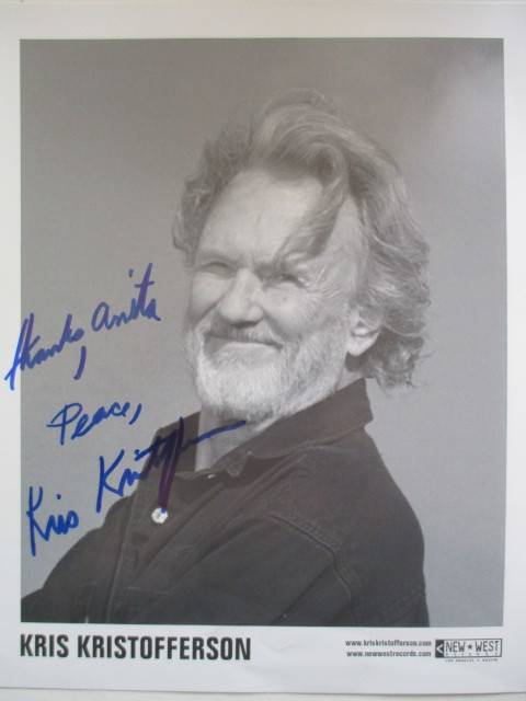 AUTOGRAPHED / SIGNED - KRIS KRISTOFFERSON  - A4 SIZE A STAR IS BORN AND BLADE  !!!!